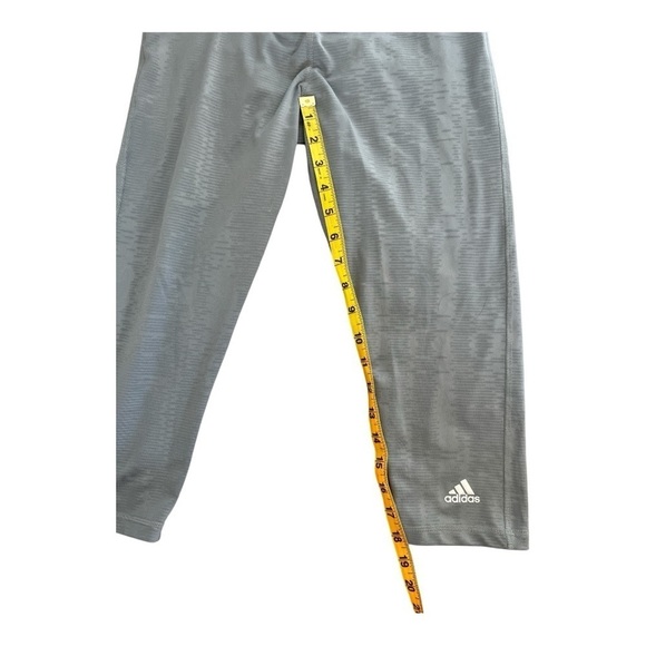 WOMENS ADIDAS CLIMALITE GRAY CROPPED LEGGINGS & ADIDAS CLIMALITE SHORTS - Picture 7 of 13